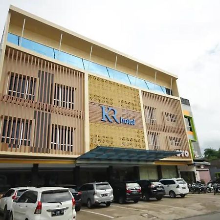 Twospaces Living At Kr Hotel パレンバン エクステリア 写真